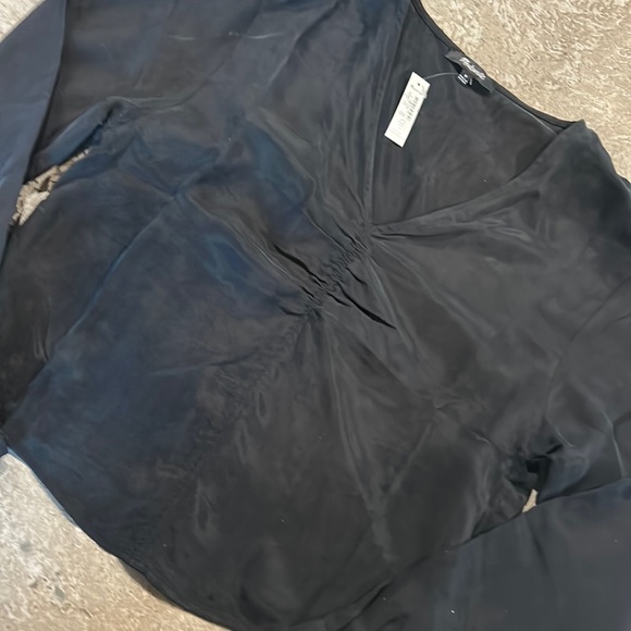 Gorgeous Madewell blouse - Picture 1 of 3